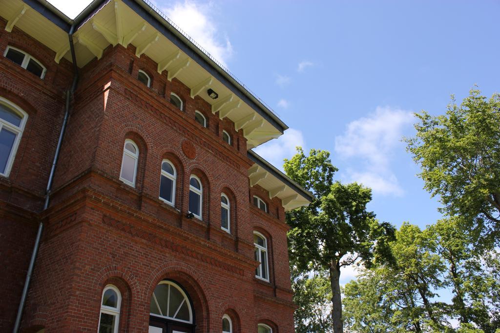 شقة Haus Im Park Wesselburen المظهر الخارجي الصورة
